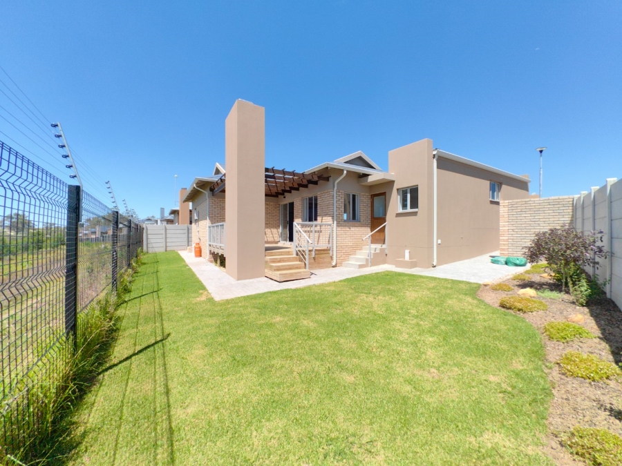 3 Bedroom Property for Sale in Hansmoeskraal A H Western Cape